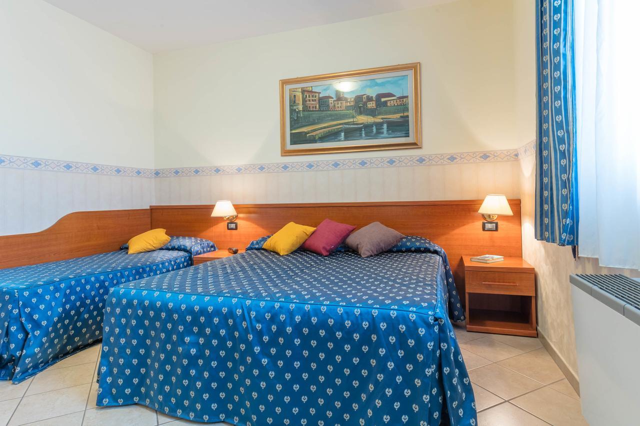 Hotel Traiano Civitavecchia Exterior photo