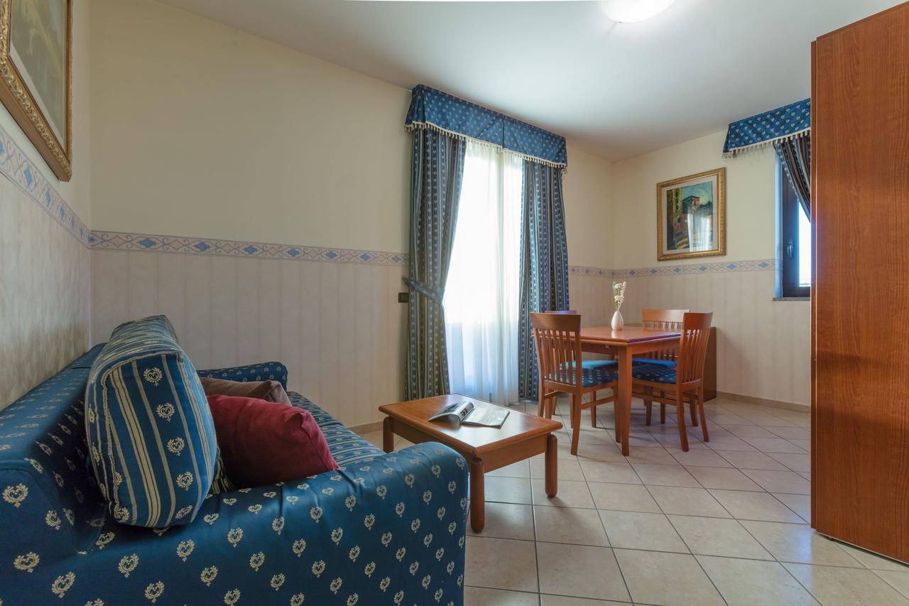 Hotel Traiano Civitavecchia Exterior photo